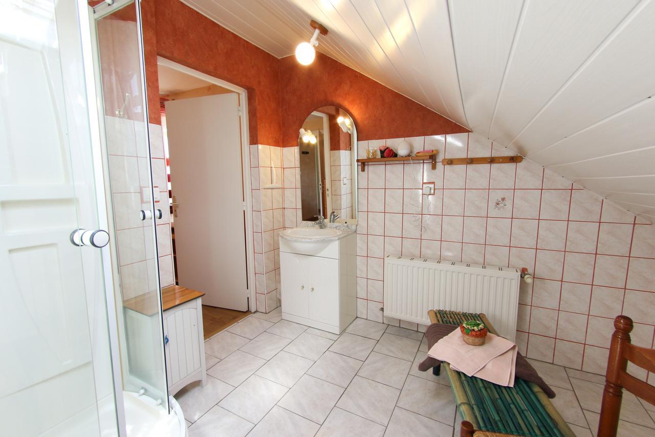 Villa Domaine Du Port Sainte Marie Maizieres-les-Vic Esterno foto